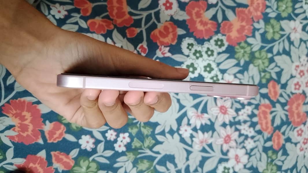 Apple iPhone 15 1