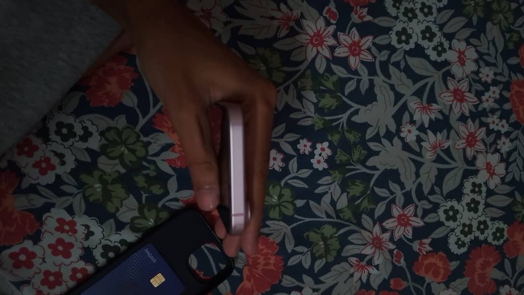 Apple iPhone 15 2