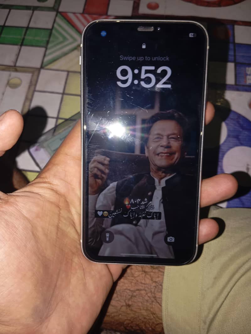 iPhone xr 4