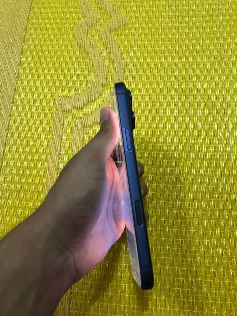 Apple iPhone 17 Pro Max 1