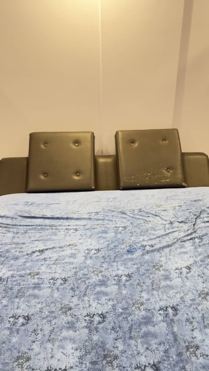 Master bed 3