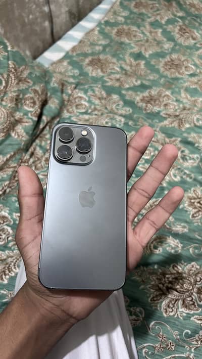 Apple iPhone 13 Pro