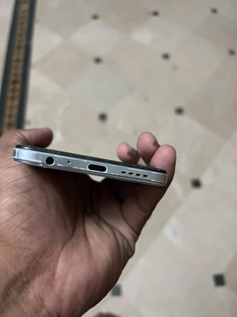 Infinix Note 12 1