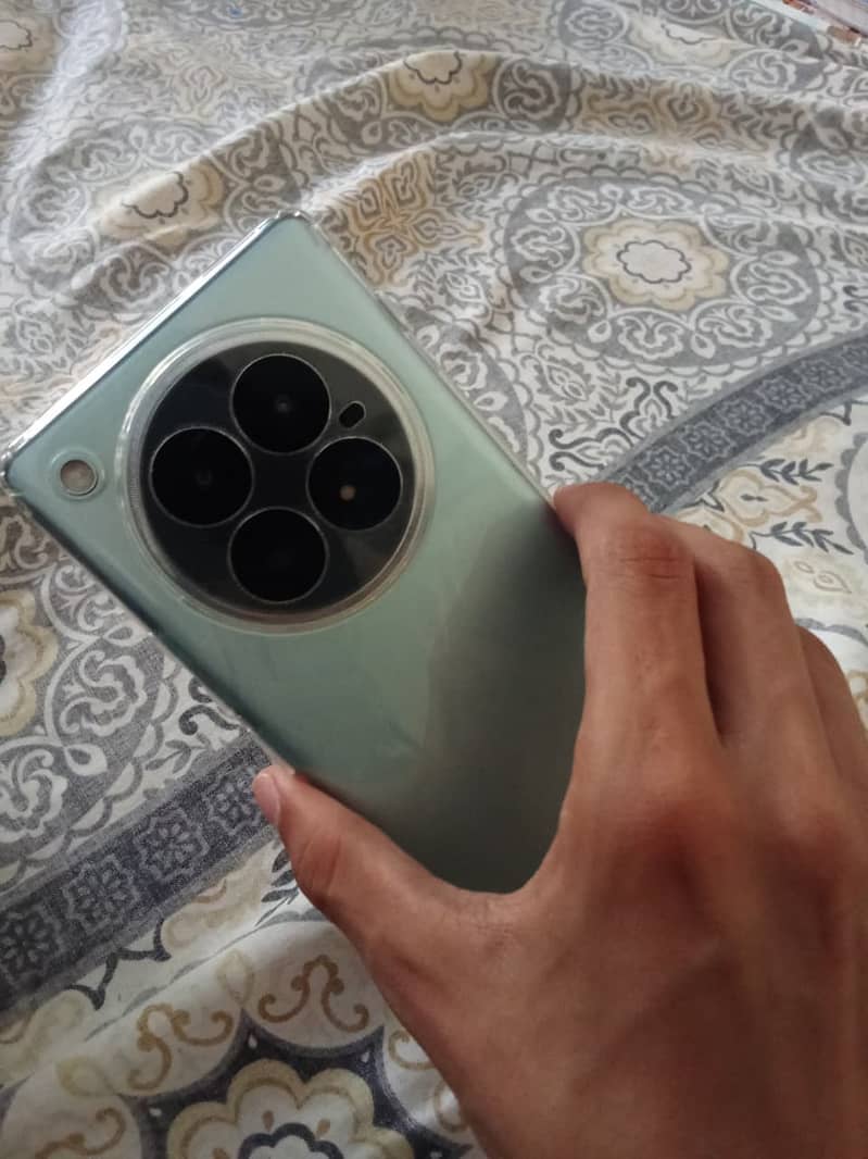Infinix Zero 40. 2