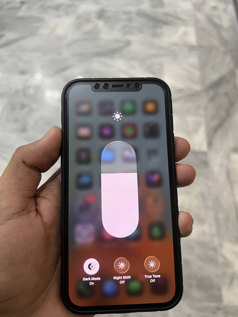 Apple iPhone 12 6