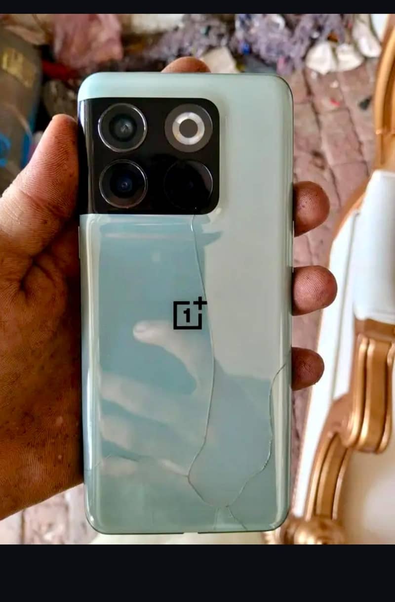 OnePlus 10T 3