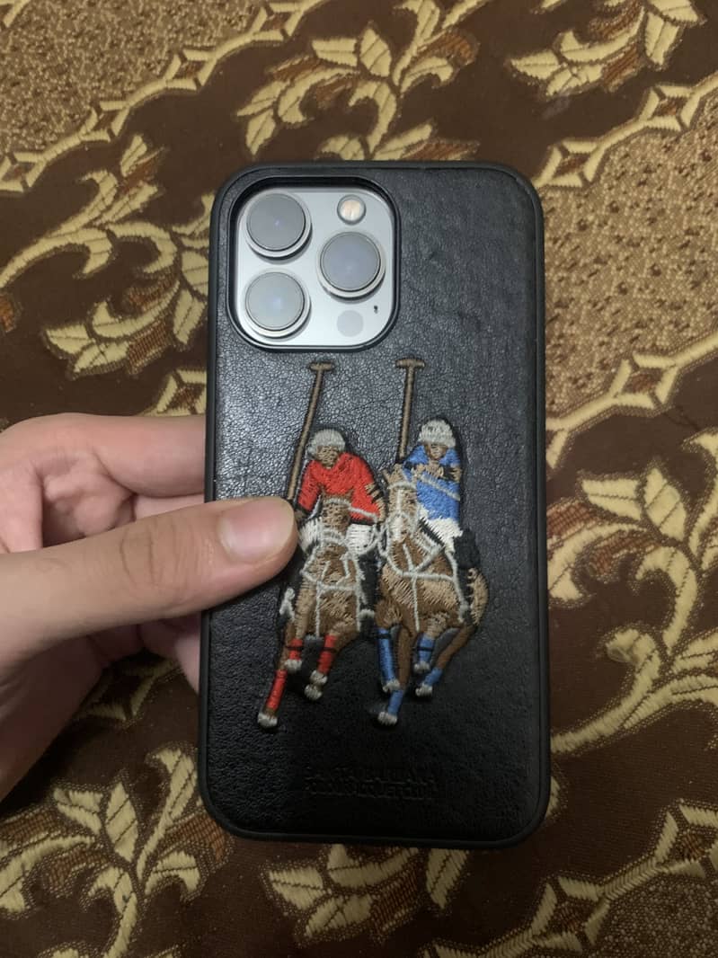 Apple iPhone 13 Pro 0