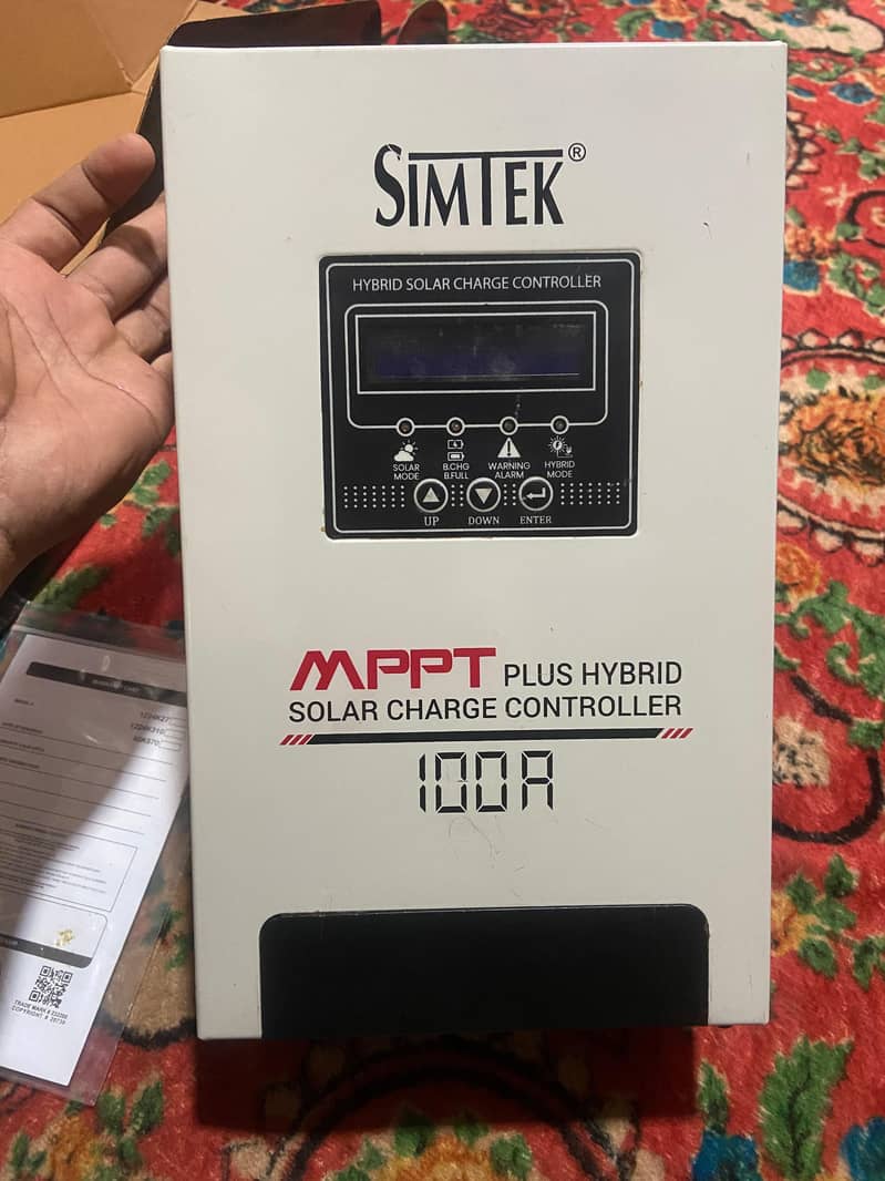Simtek MPPT 100amp 3