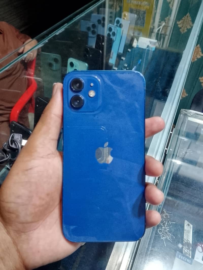 Apple iPhone 12 0