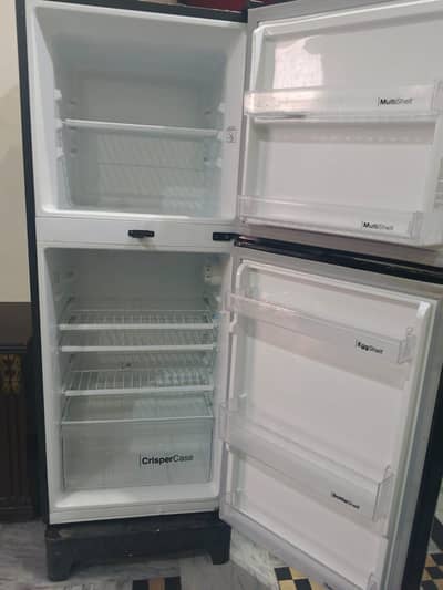 Dawlence fridge medium size