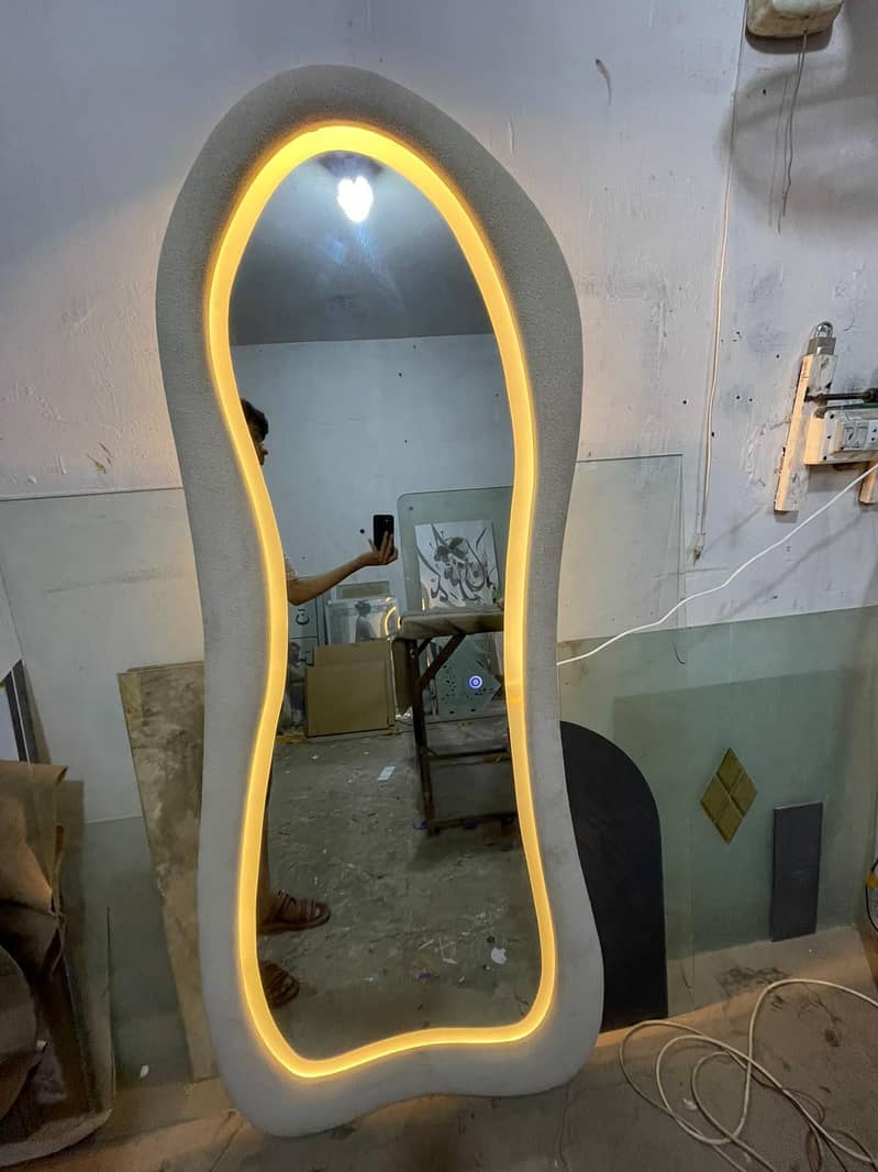 LED mirror 5