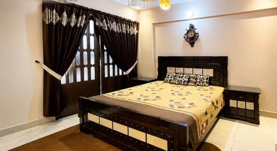 Clifton - Block 8 Flat Sized 1800 Square Feet Is Available