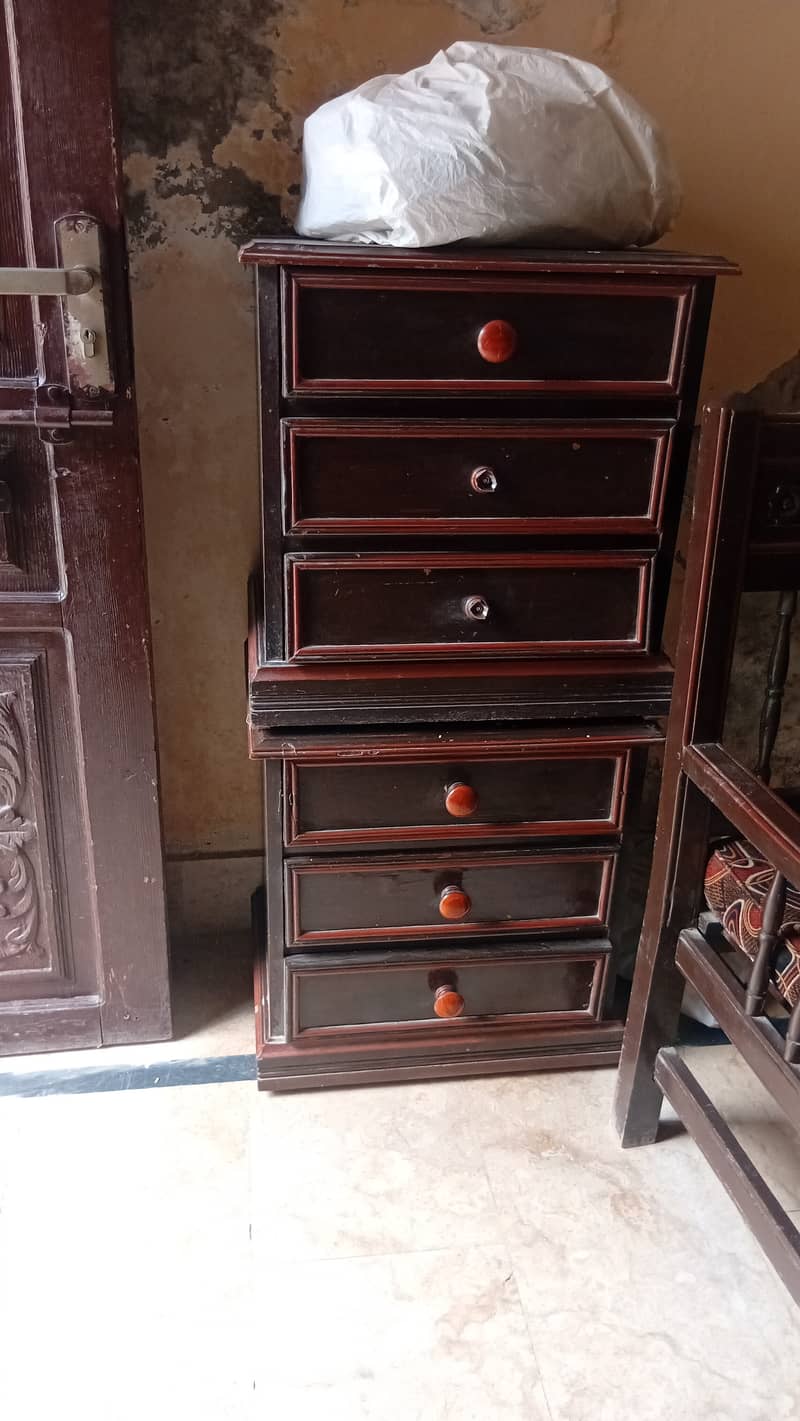 Side tables 2 Nos 1