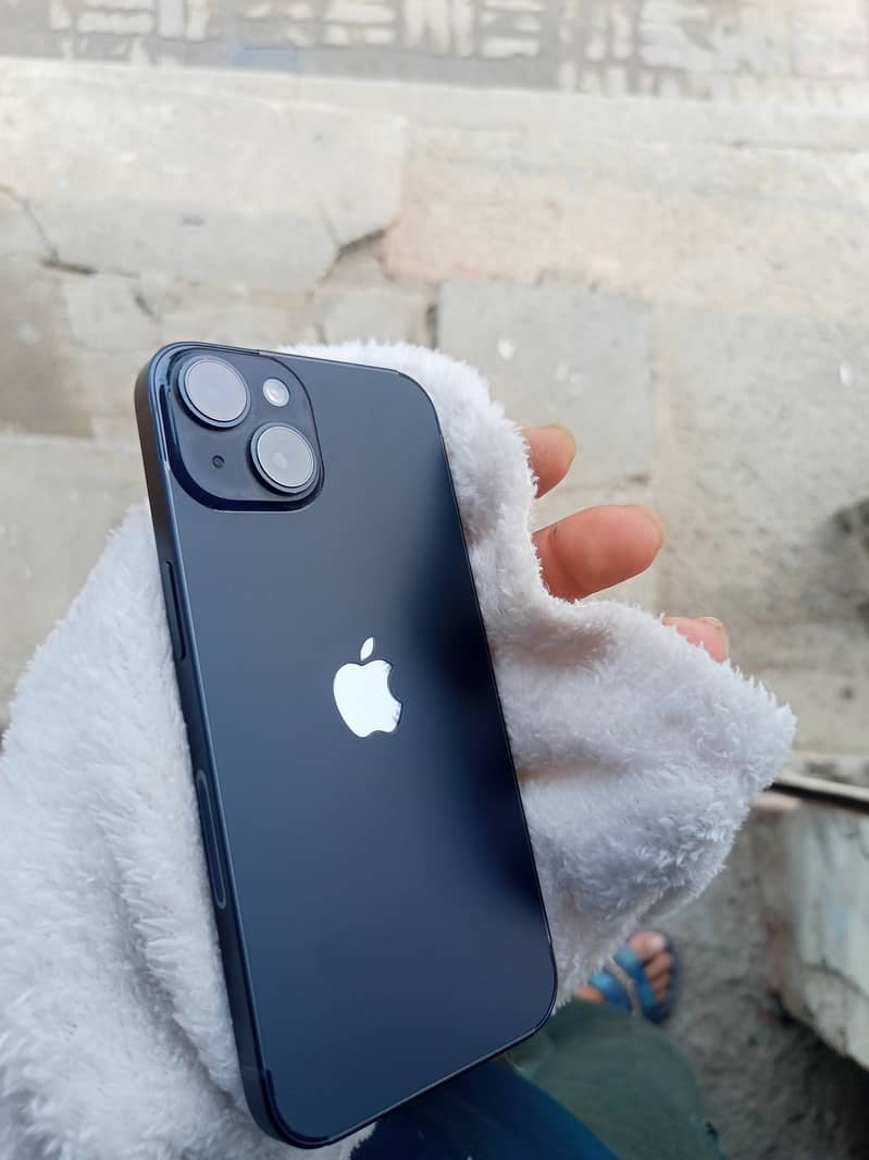 Apple iPhone 14 9