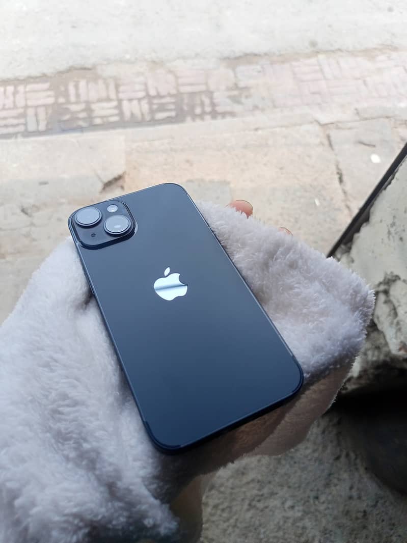 Apple iPhone 14 11