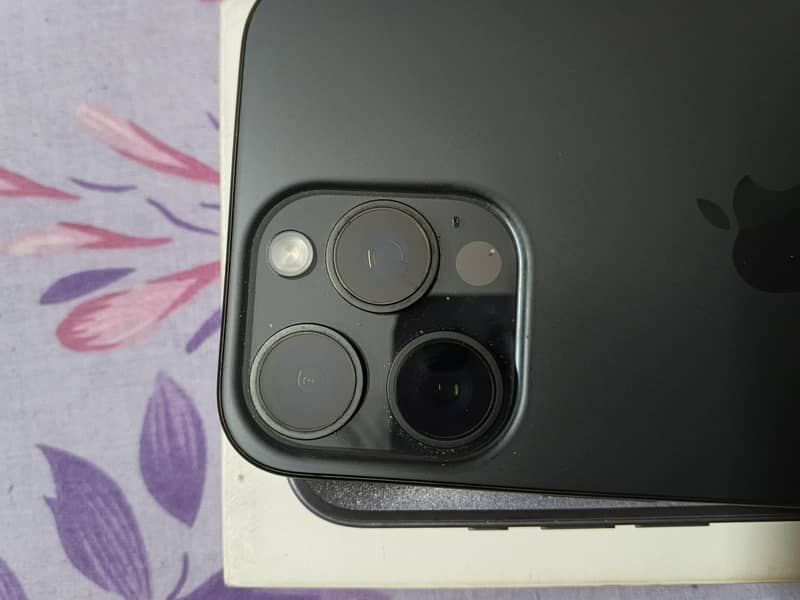 Apple iPhone 15 Pro Max |  jv | 2