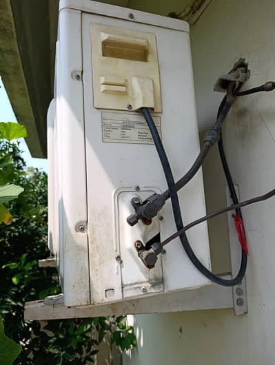 Dawlance Non Inverter 1.5 Ton AC
