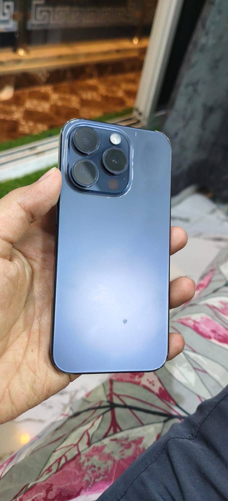 Apple iPhone 15 Pro 3