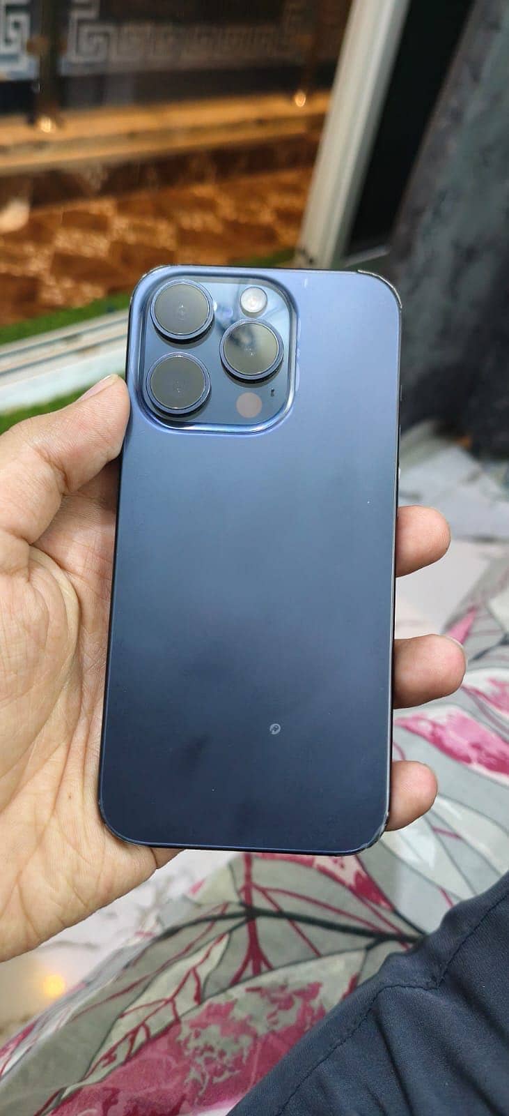 Apple iPhone 15 Pro 4