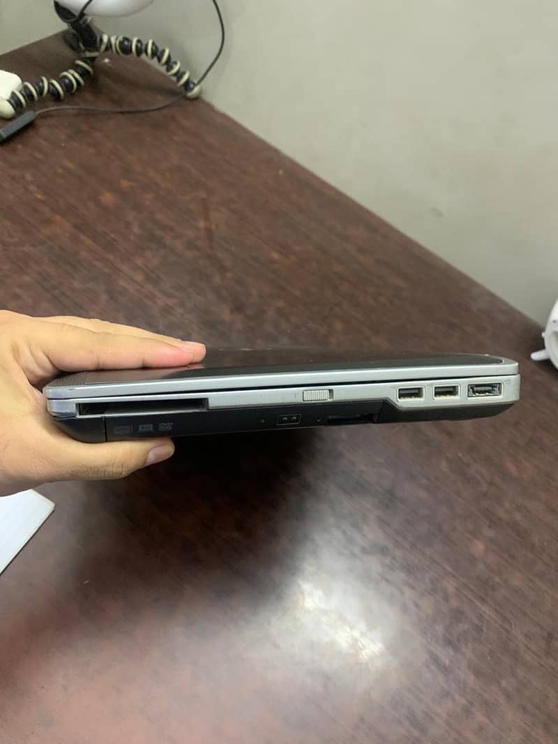 Dell Latitude E6420 3
