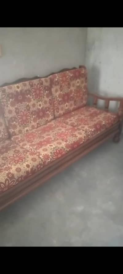 2 single  and three joint sofa set wooden