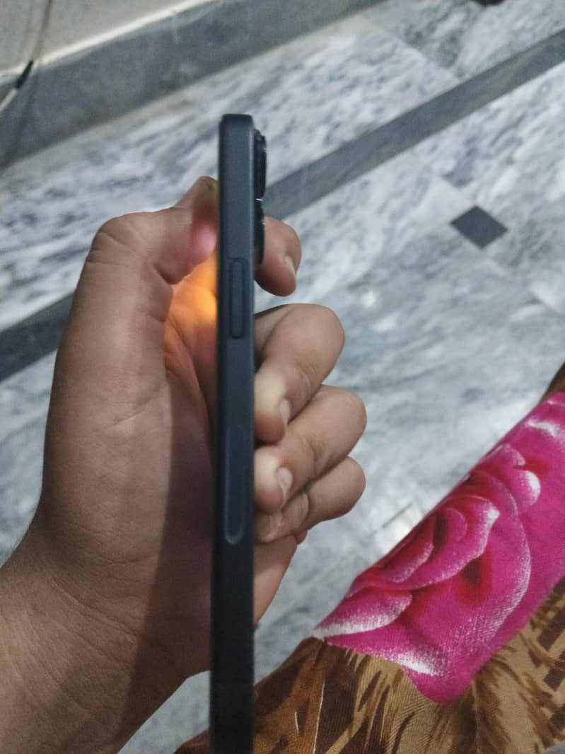 Apple iPhone 14 5