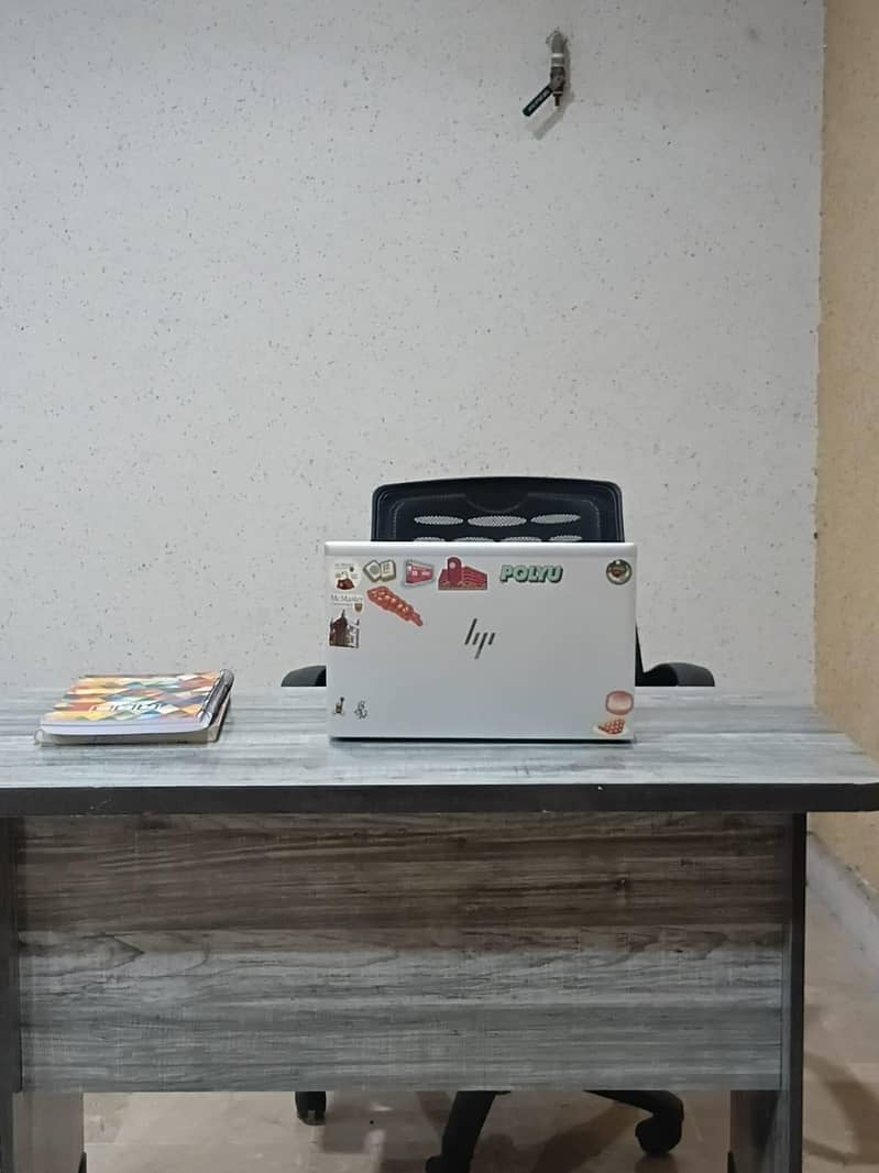 study table + chair 5