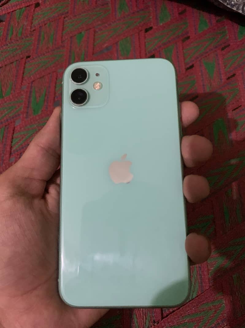 Apple iPhone 11 0