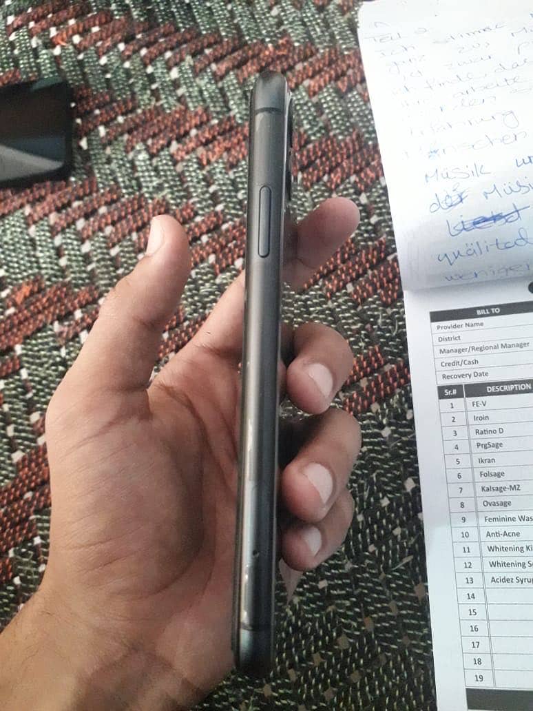 Iphone 11 3