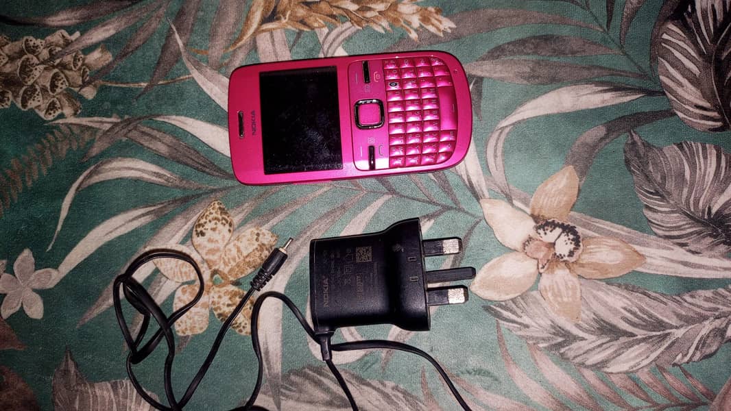 Nokia C3 7