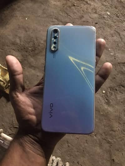 Vivo S1
