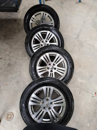Toyota Genuine Alloy Rims with New Tyres 5 Nut