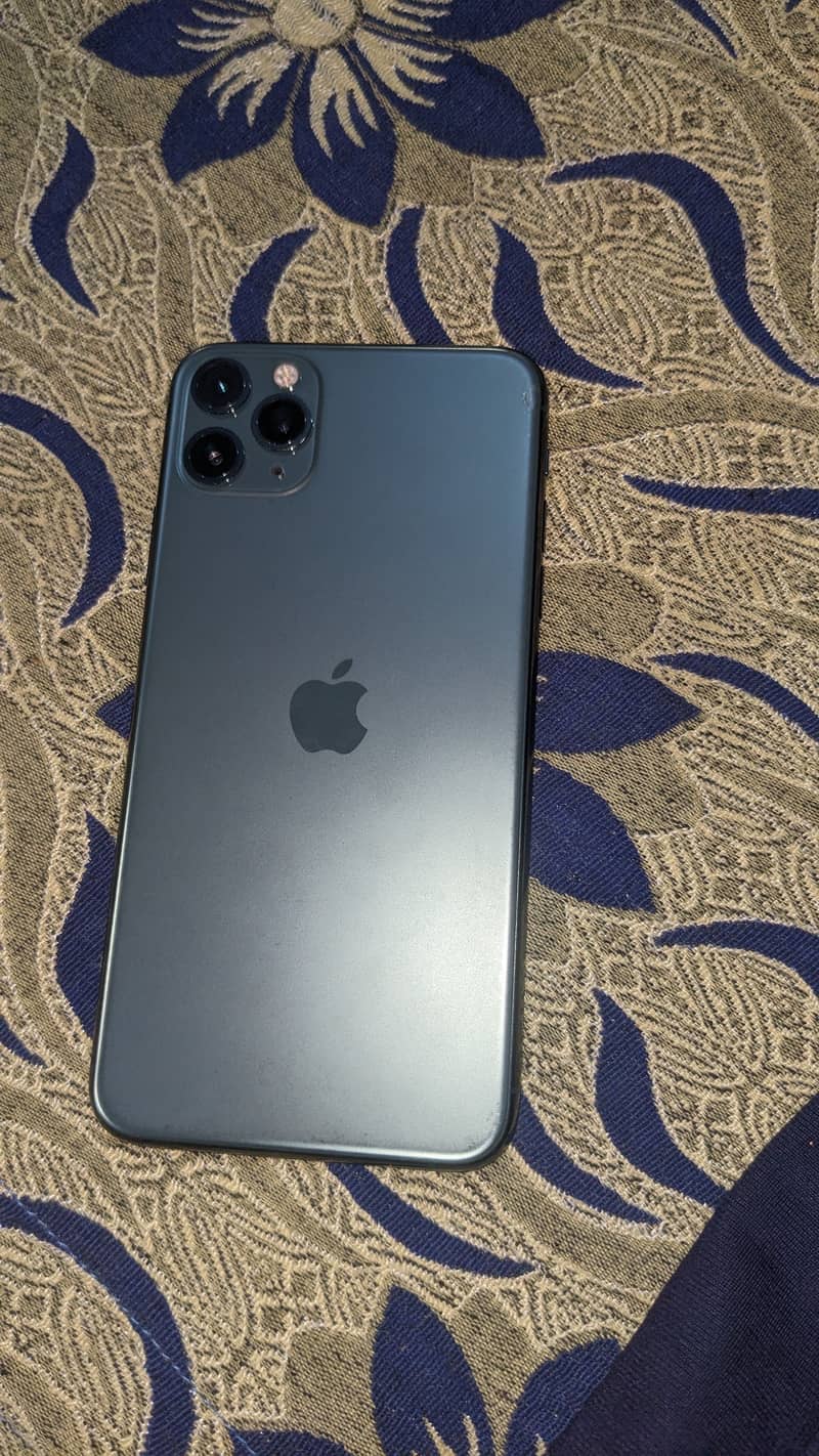 iPhone 11 Pro Max 5
