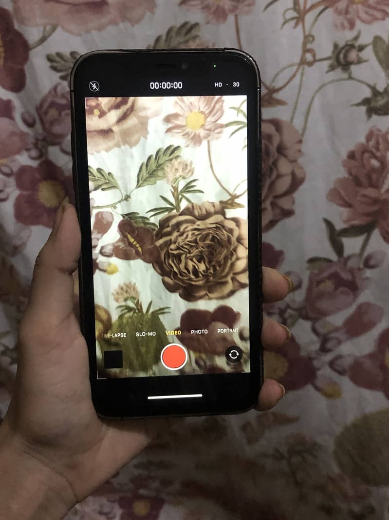 Apple iPhone 15 Pro 4