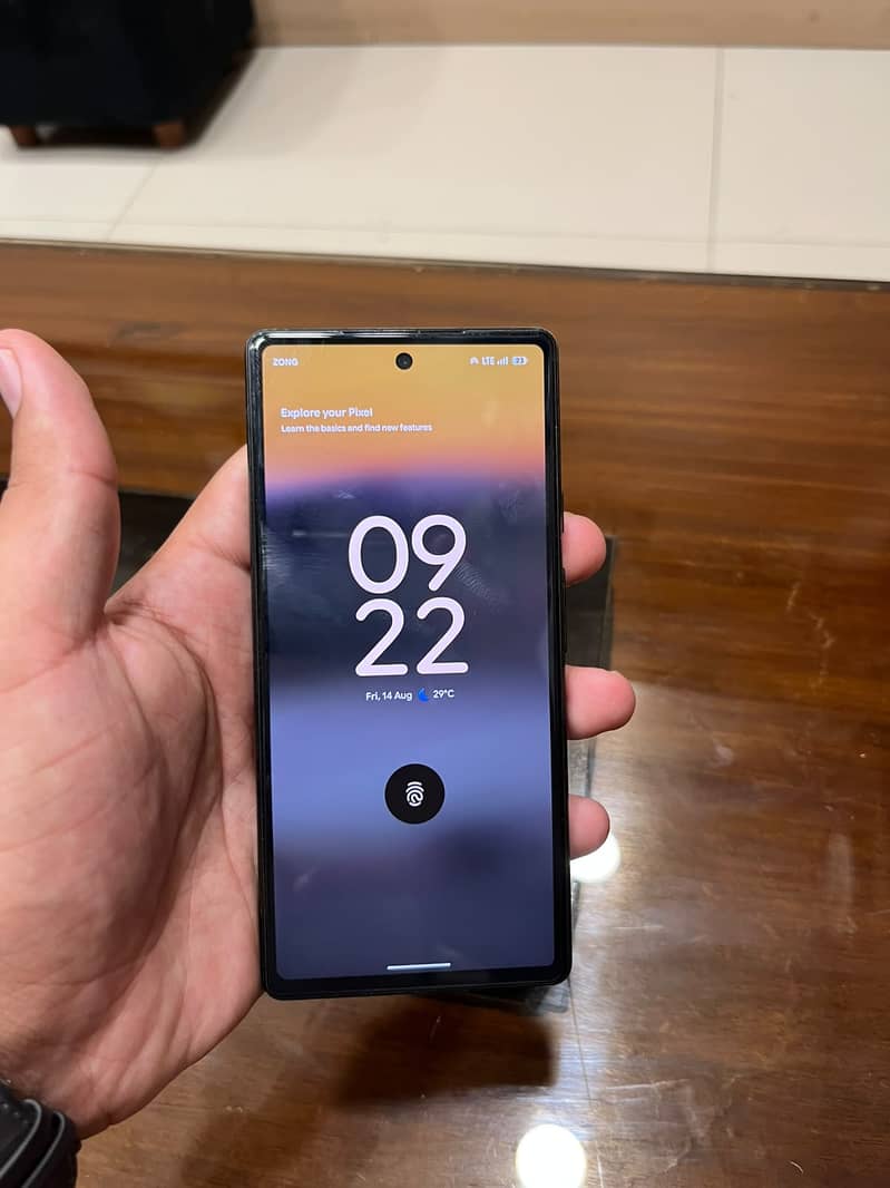 Google Pixel 6a 1