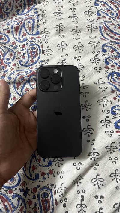 Apple iPhone 16 Pro