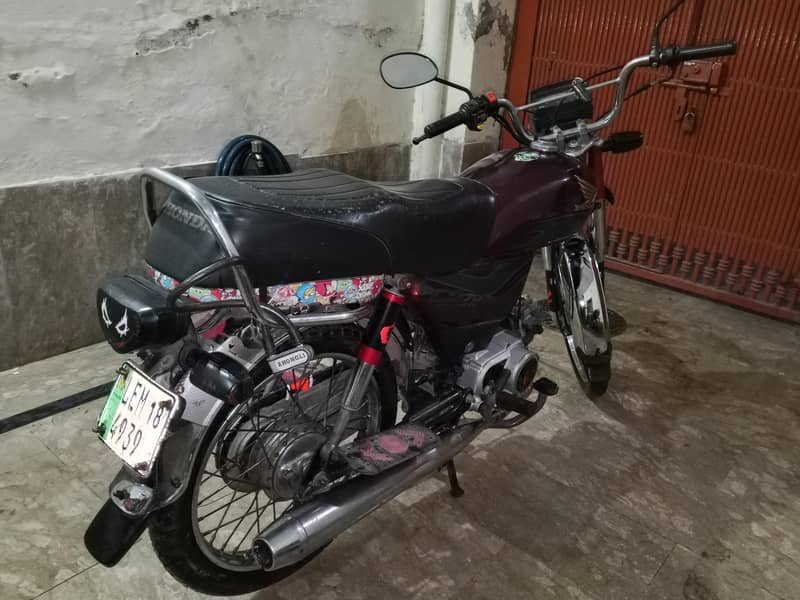 CD-70 good condition 9