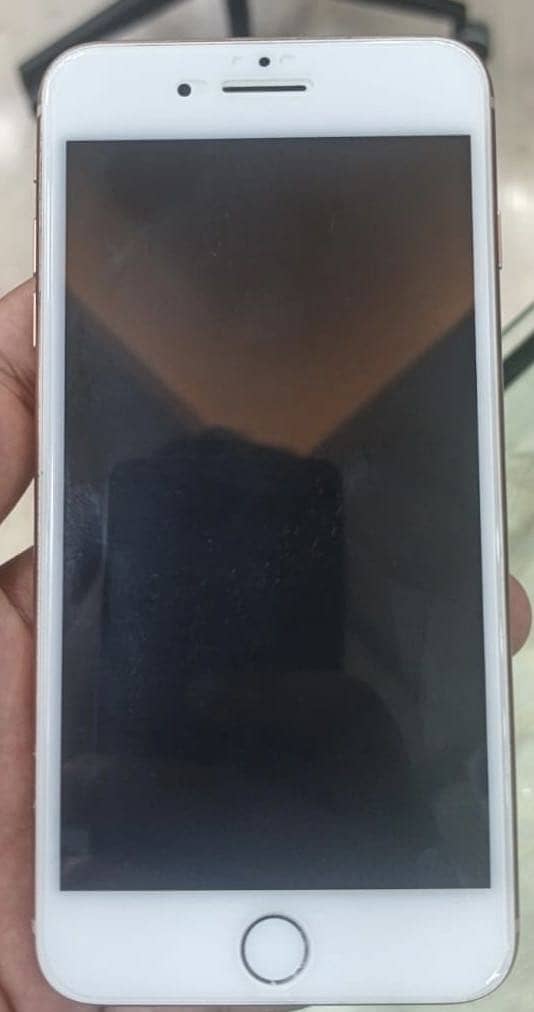 Apple iPhone 8plus 1