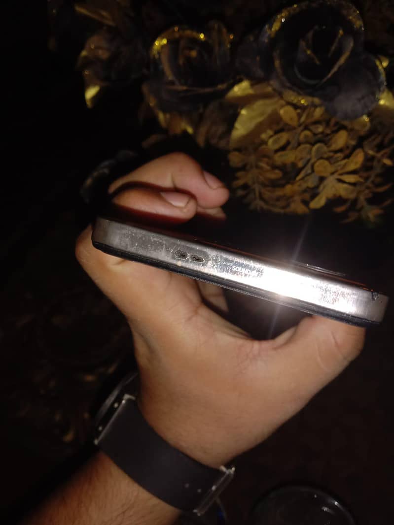 Infinix Note 30 7