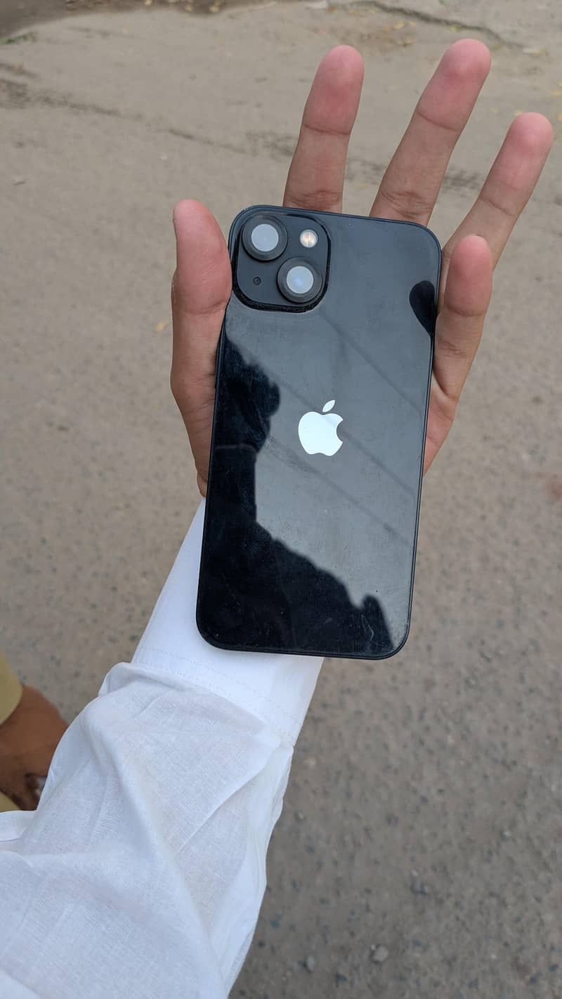 Apple iPhone 13 0