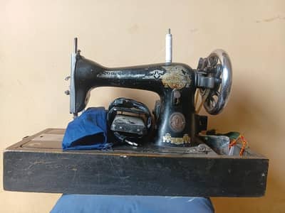 Original Genuine Motor-Operated Singer Sewing Machine