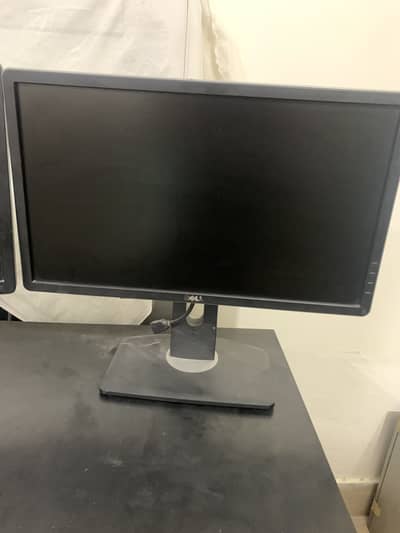 HP elite display e221 and  Dell display