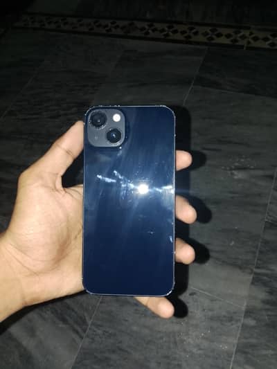 Apple iPhone 13 factory