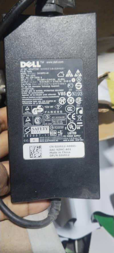 laptop saply