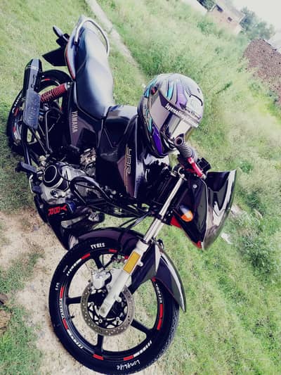 YBR 125 ESD - 2021 - Red - First Owner