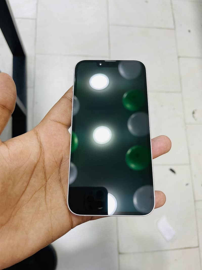 iPhone 14 2
