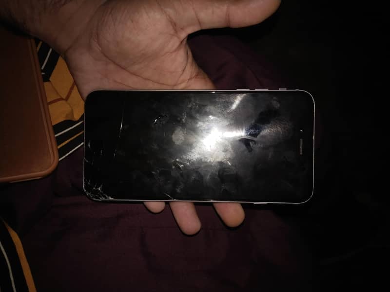 Apple iPhone 6 Plus 4
