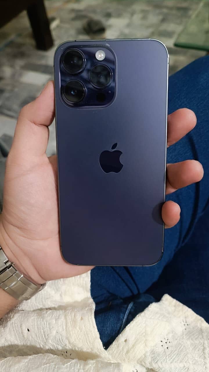 Iphone 14 pro max 1