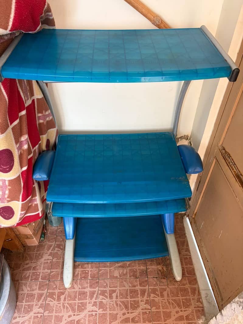 children computer trolley 1