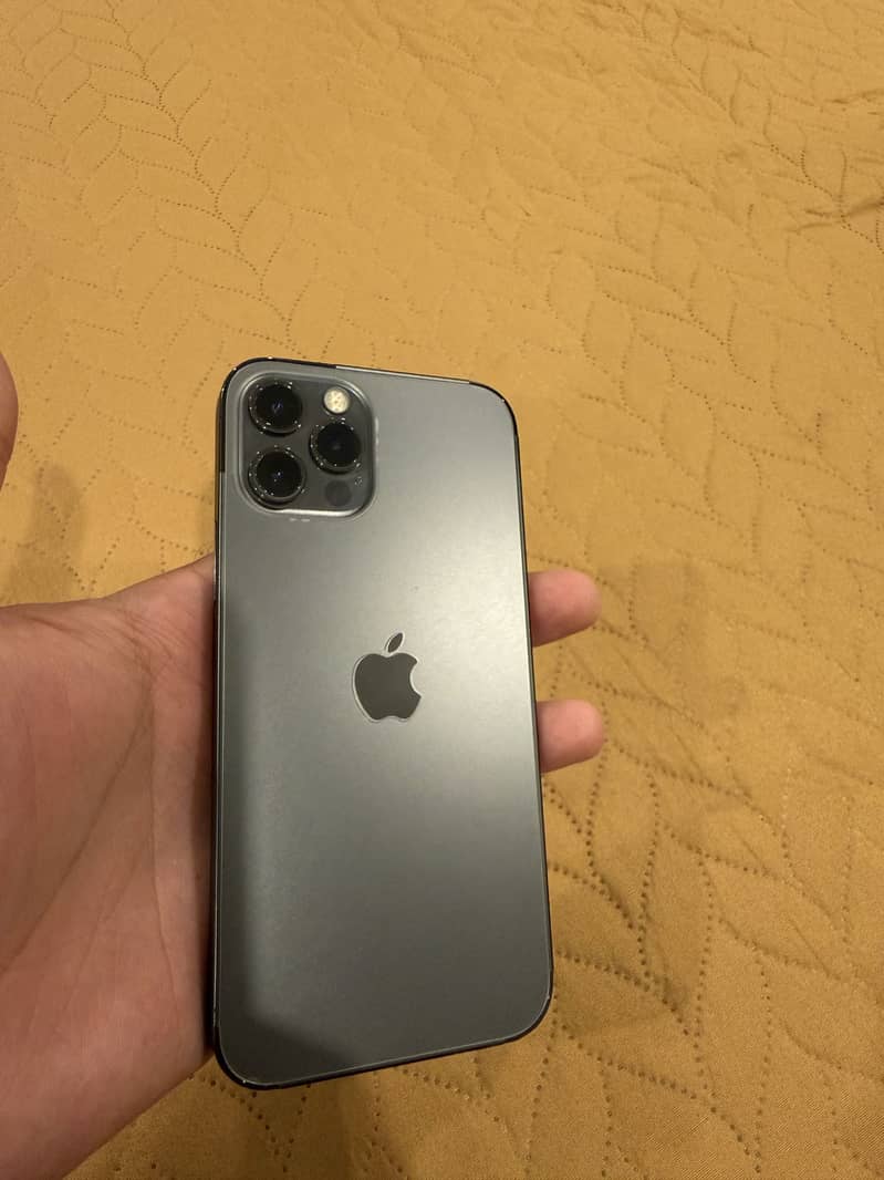 Apple iPhone 12 Pro 0